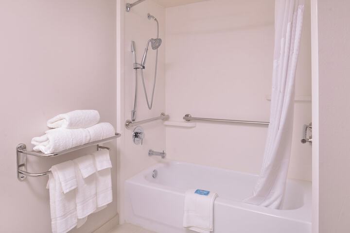Holiday Inn Express Hotel & Suites Mesquite by IHG