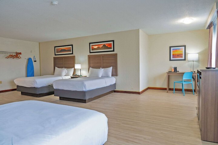 Room 48 of 60