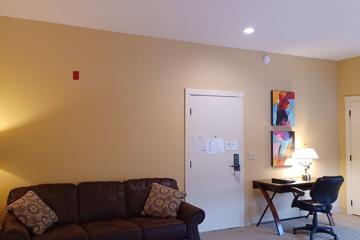 Room 25 of 86