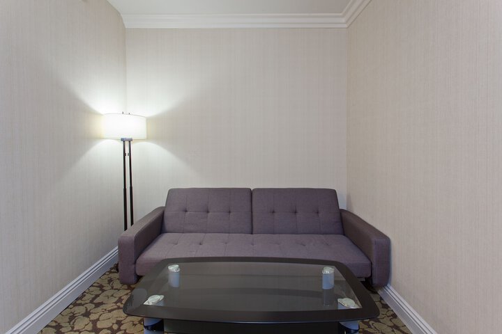 Room 61 of 75