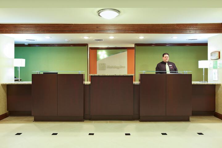 Hotel 8 of 76
