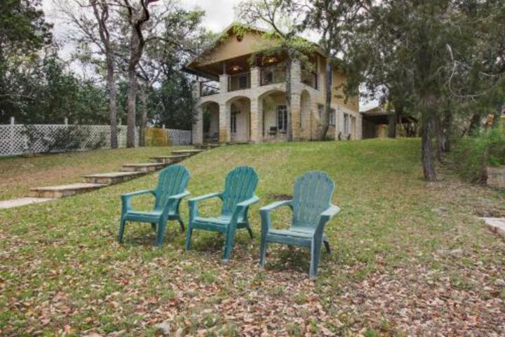 The Lake House on the Cove