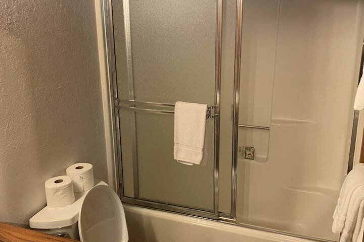 Room 35 of 53