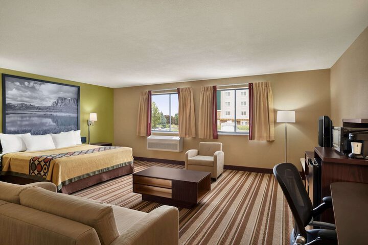 Super 8 by Wyndham S Jordan / Sandy/Slc Area
