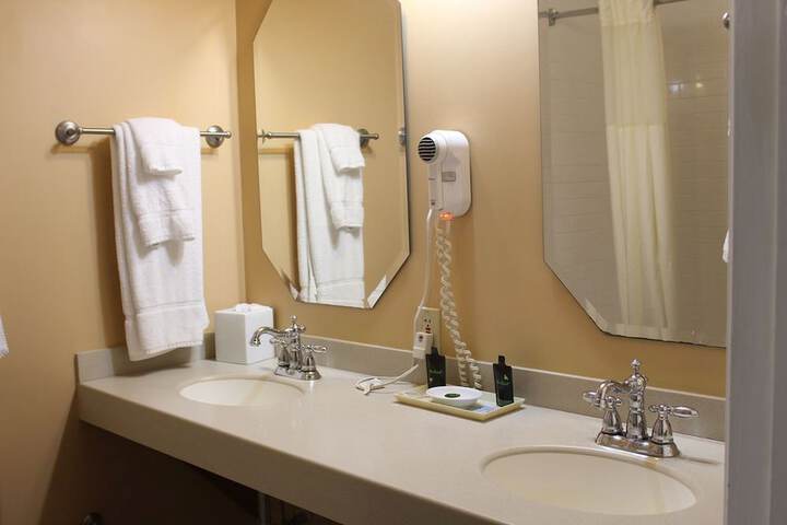 The Port Inn - Port St. Joe an Ascend Collection Hotel