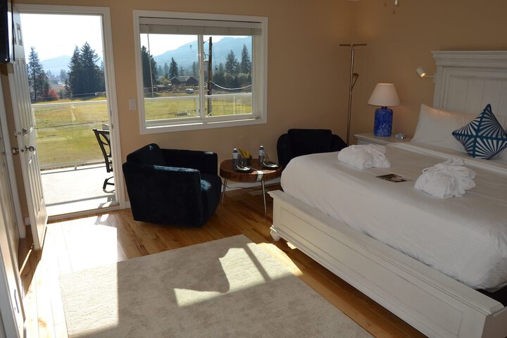Room 9 of 38
