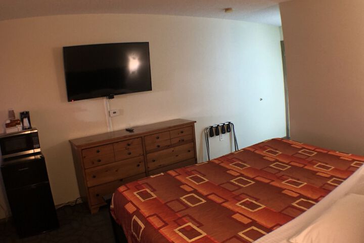 Room 68 of 154
