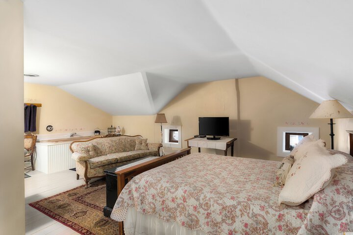 Room 41 of 61