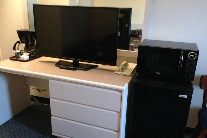 Room 18 of 40