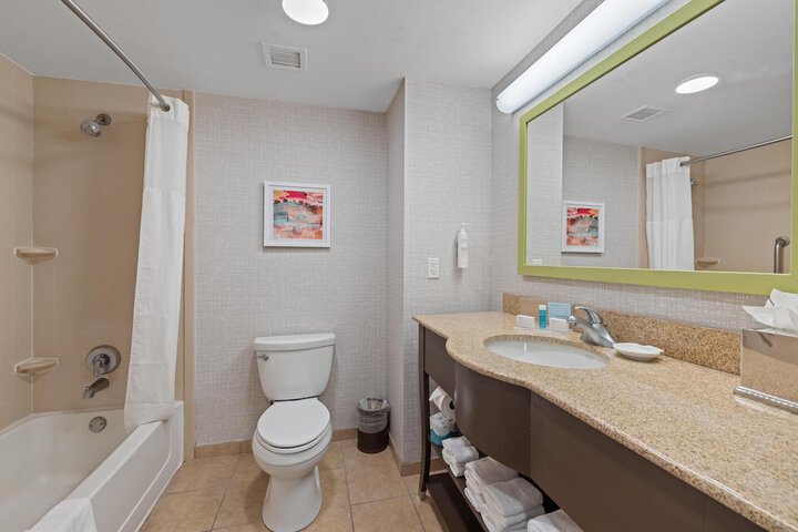 Hampton Inn & Suites Madera