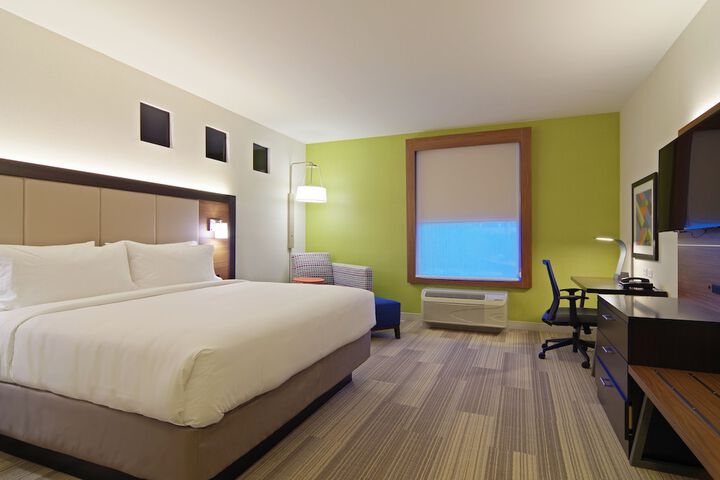 Room 37 of 52