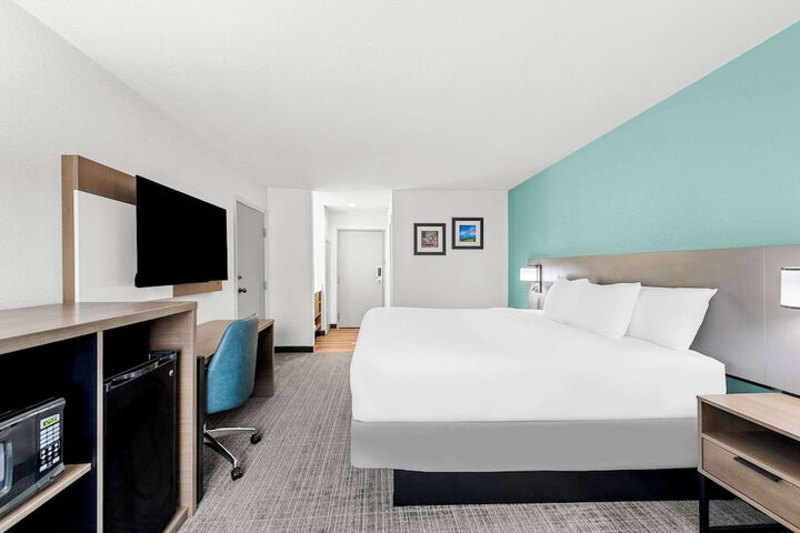Room 26 of 47
