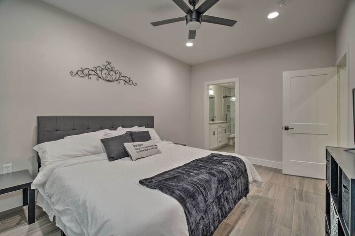 Well-appointed Montgomery Home w / Fenced Yard