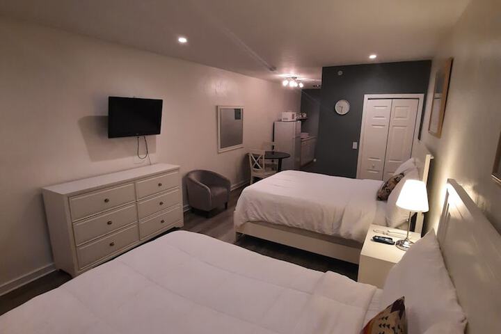 Room 25 of 31