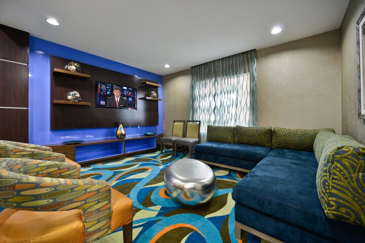 Hotel 6 of 34