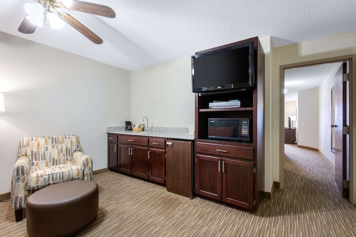 Room 29 of 41