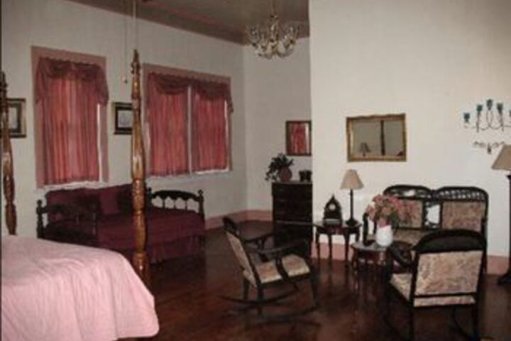 The Old Castillo Bed and Breakfast