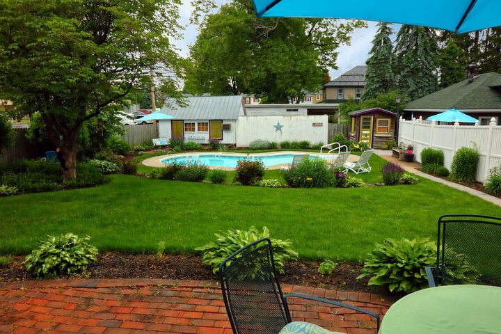 Pool 4 of 49