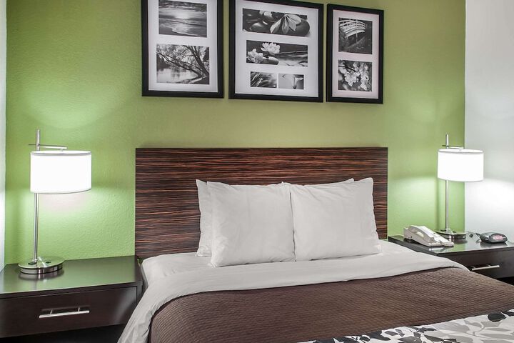 Room 17 of 58