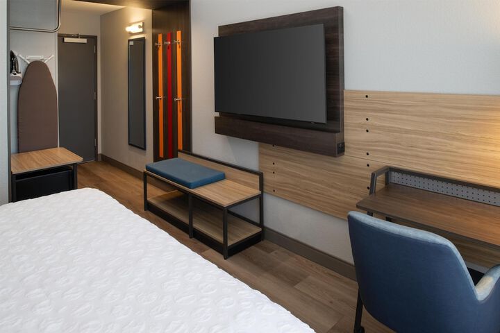 Tru by Hilton Columbia South