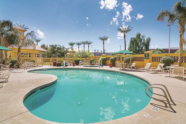 Pool 10 of 48