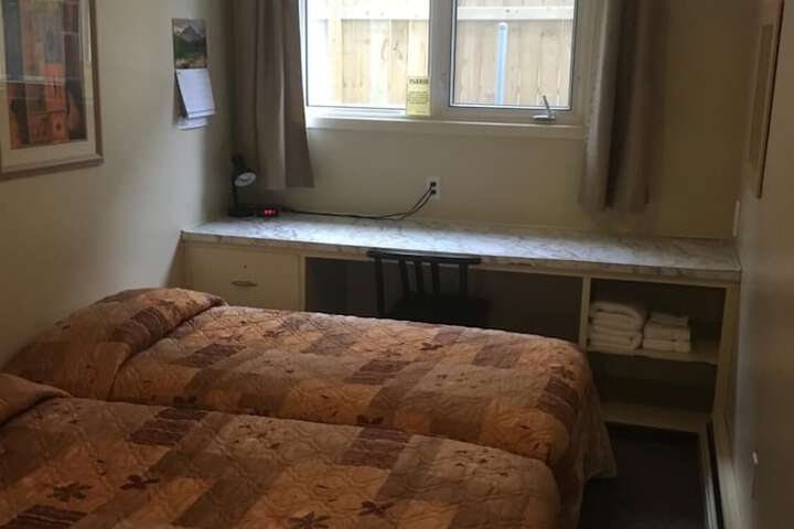 Room 6 of 19