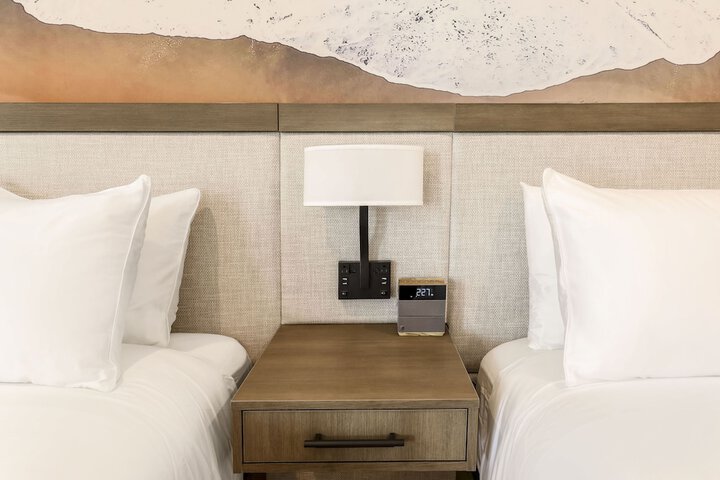 Del Mar Beach Hotel