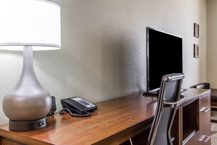 Room 18 of 47