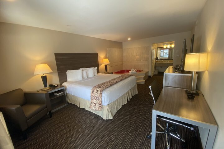 Room 14 of 26