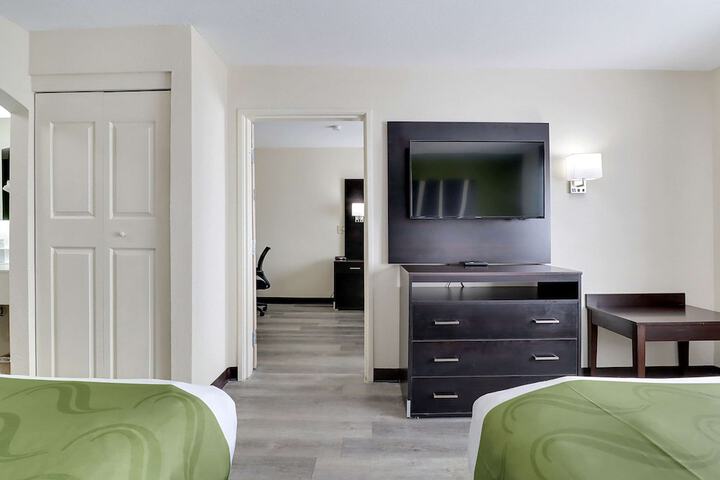 Room 37 of 46