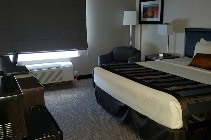 Room 34 of 51