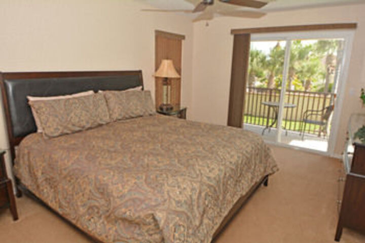 Rent a Villa Eagle Management Davenport