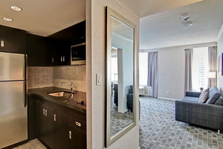 Room 63 of 116