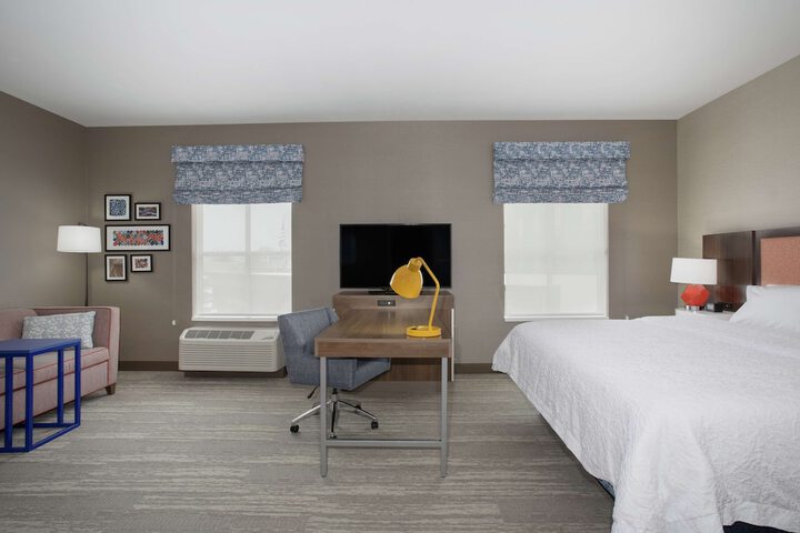 Room 14 of 42