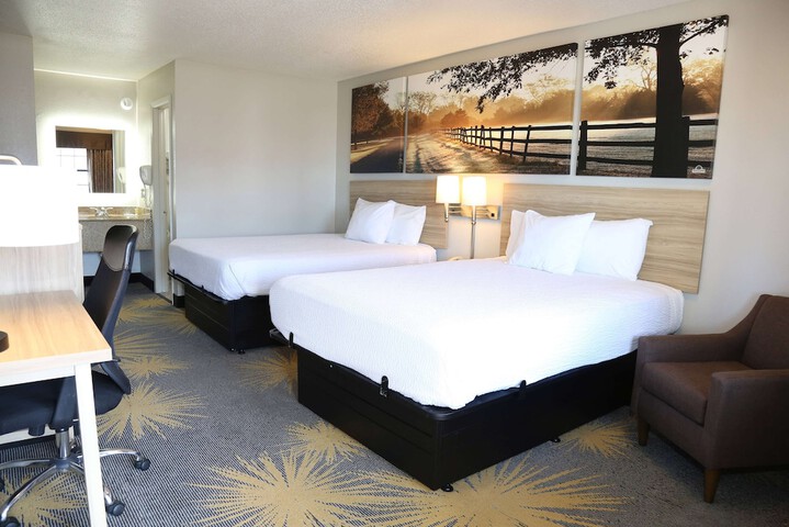 Days Inn by Wyndham Monroe LA