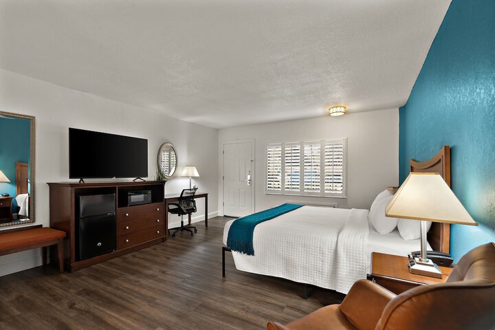 Room 41 of 57
