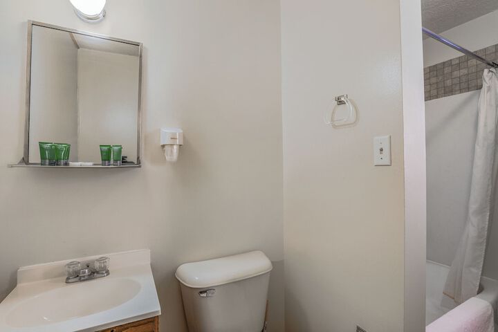 Room 26 of 48