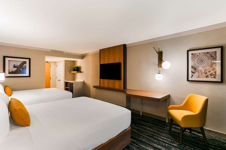 Room 17 of 45
