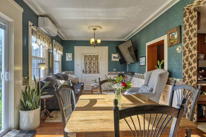 Open Hearth Inn