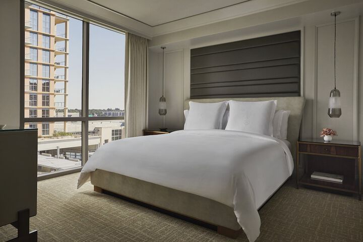 Room 54 of 171