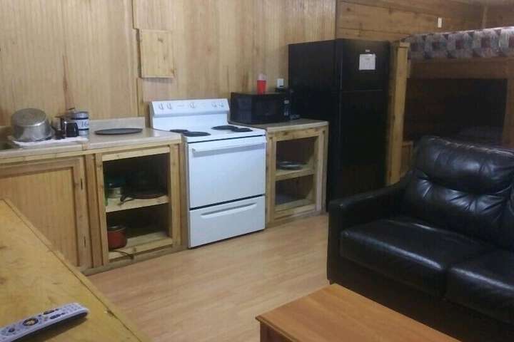 Whispering Creek Lodging & RV Resort