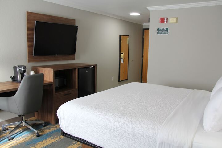 Room 15 of 97