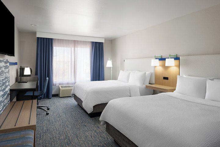 Garner Hotel Brookings by IHG