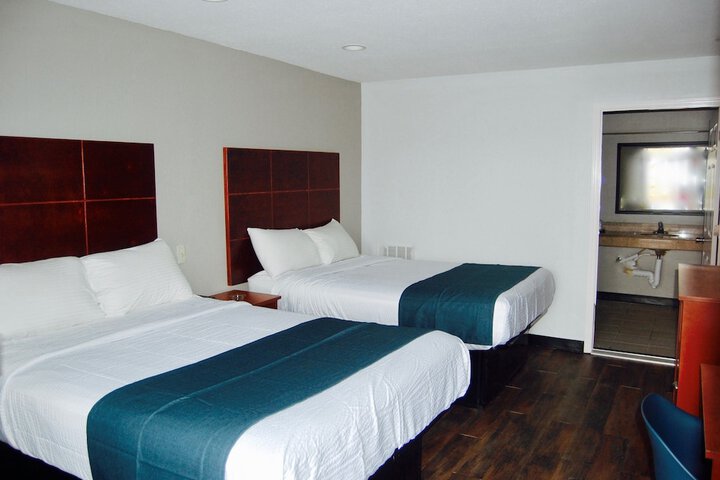 Room 28 of 37