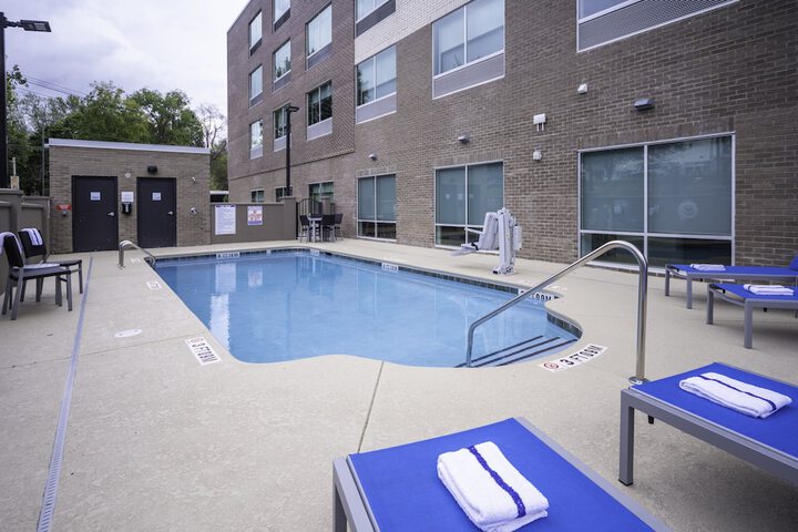 Holiday Inn Express Brevard City Center by IHG