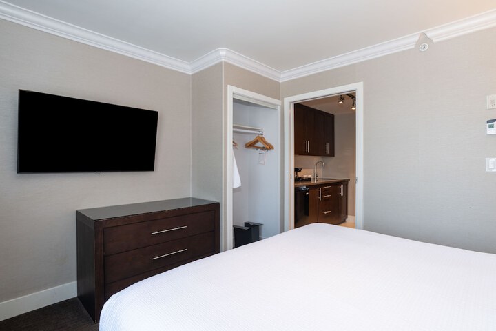 Room 20 of 60