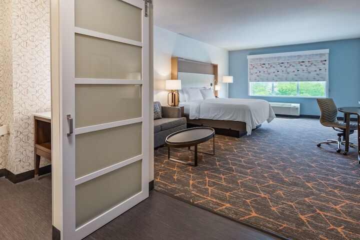 Room 33 of 56