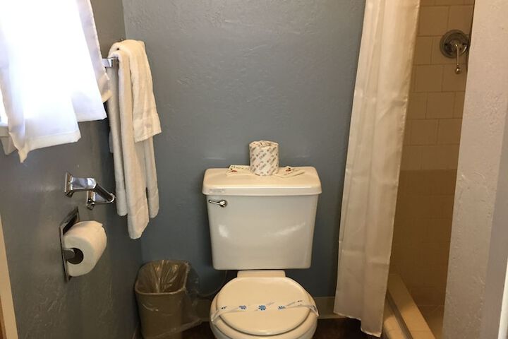 Room 37 of 58