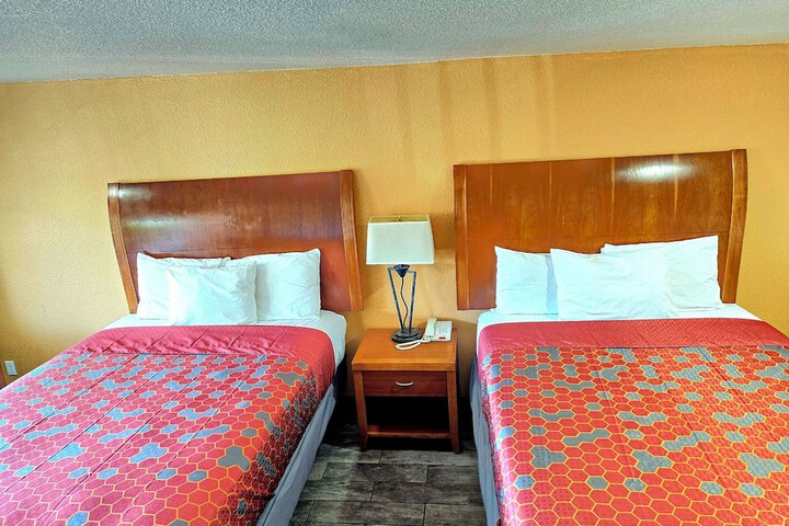 Room 34 of 36