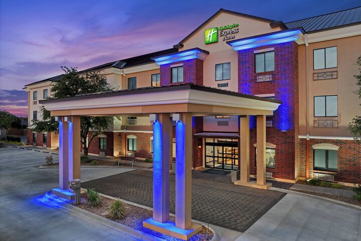 Holiday Inn Express & Suites Midland Loop 250 by IHG